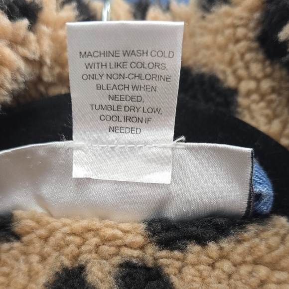 Denim Shearling Coat with Leopard Print Sherpa | Z Studio | Medium - Picture 8 of 9